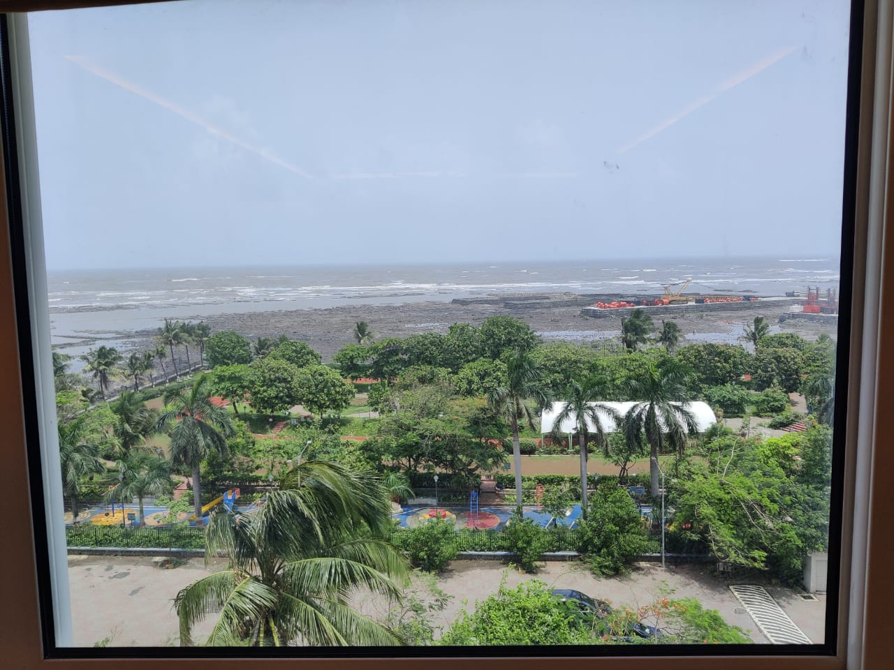 3 BHK Fully Furnished in Gold Mist , Bandra West